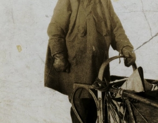 Alaska - Dog Sled - unknown - 52